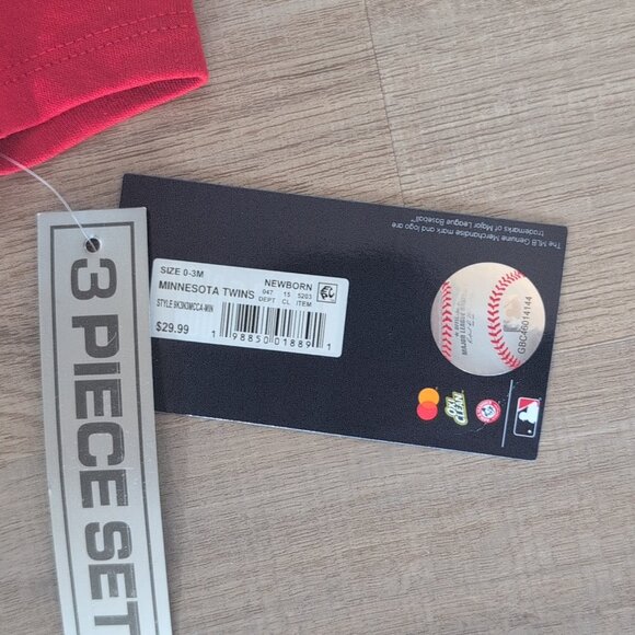 3 Piece Set Of Minnesota Twins Baseball Size 0-3m Newborn MN - Picture 5 of 6